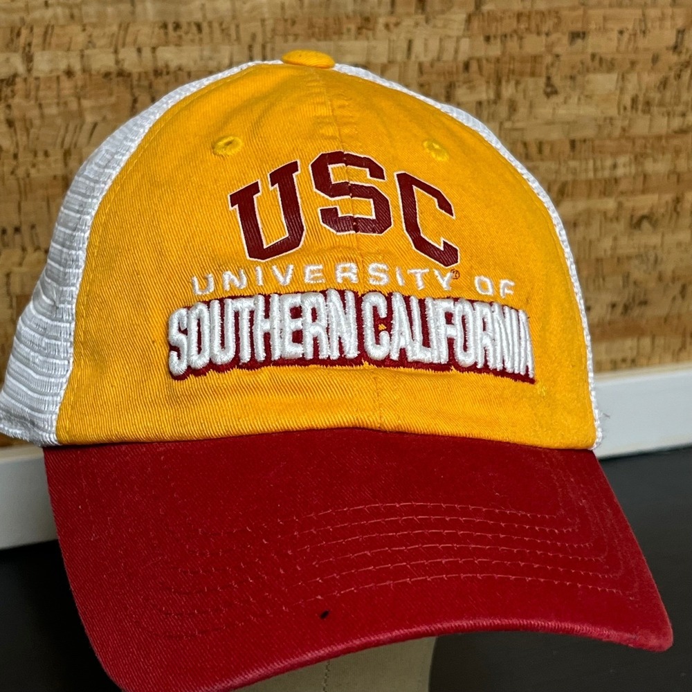 USC Trojans Hat Top of the World Mens Yellow Red White Mesh Snapback Trucker Cap
